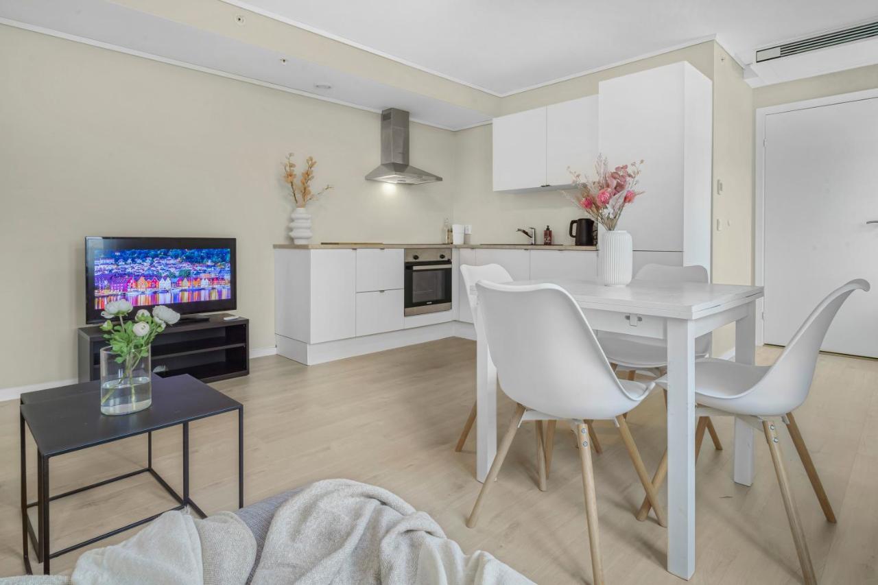 Contemporary City-Apartement With Views Of The Dock! Bergen Buitenkant foto
